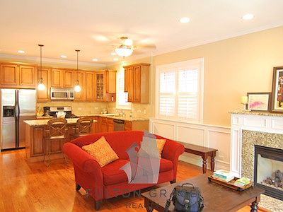 1st image of 7246 N Oakley Ave APT 1N