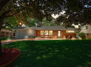 4718 W Midland Dr, Greenfield, WI 53219