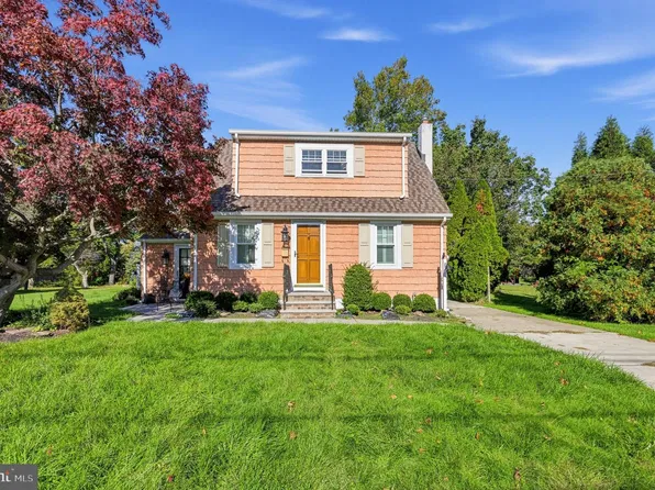 1920 Arena Dr, Trenton, NJ 08610