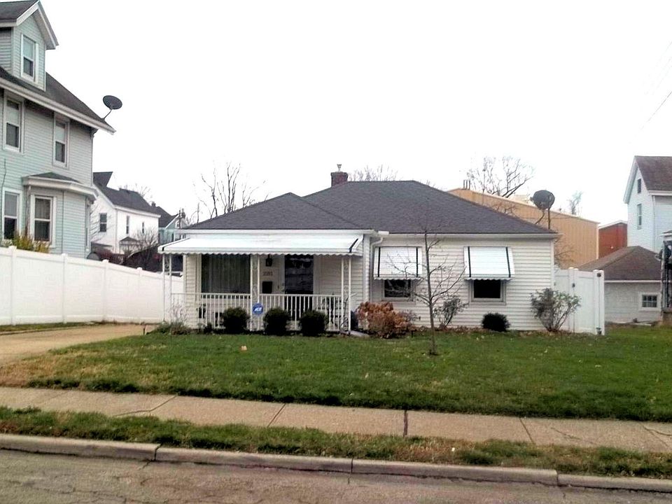 1st image of 2211 Monroe Ave