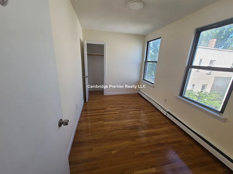 11 Pine St #3 — Photo 8