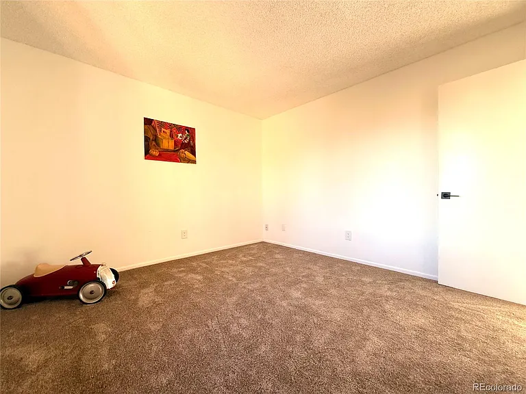 935 Saturn Dr #207 — Photo 27