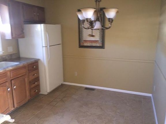 4th image of 224 St Clair Drive
