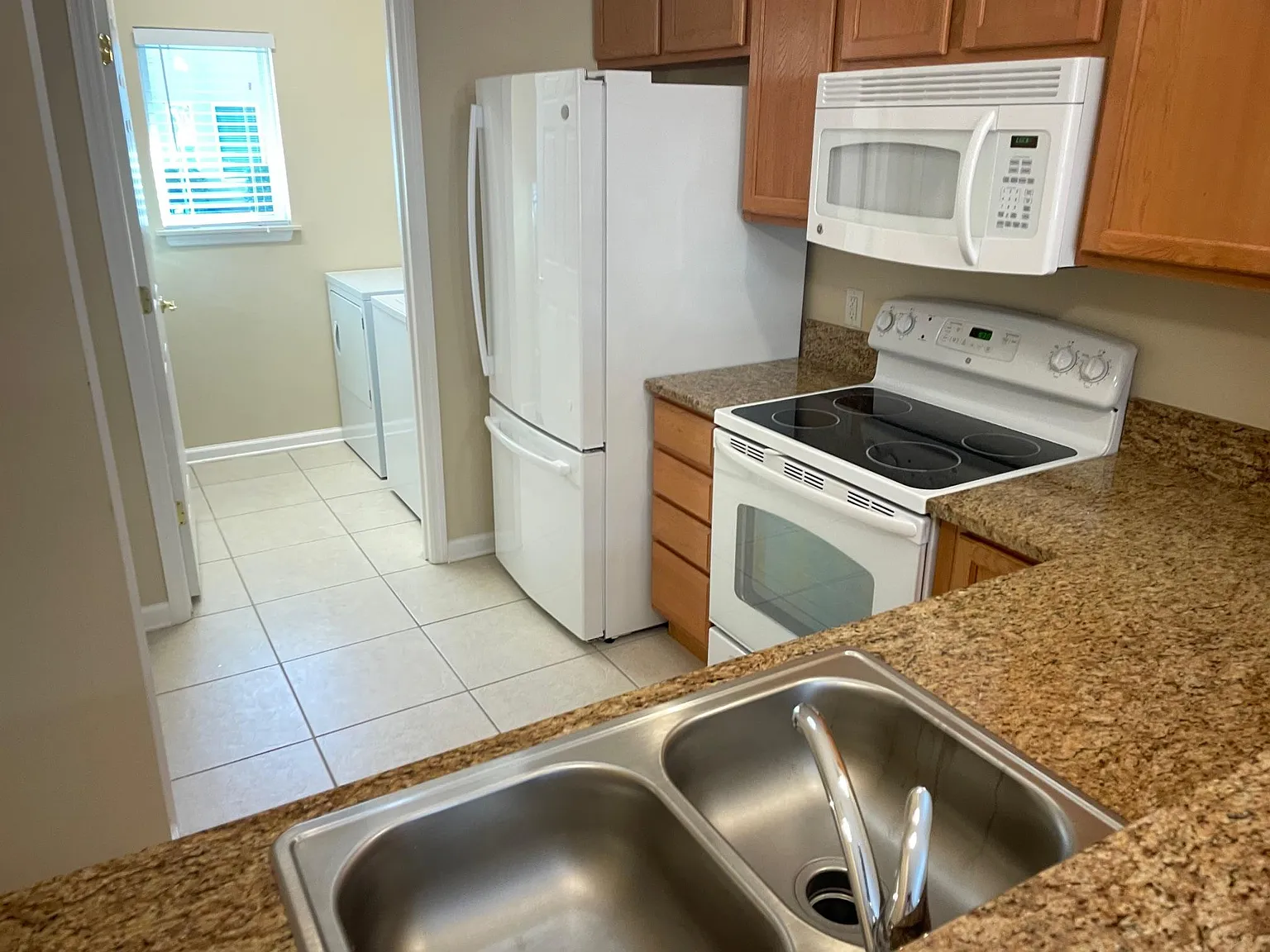403 Bouchelle Dr — Photo 3