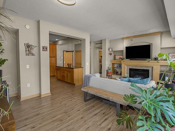 5th image of 256 Spring St Unit 120