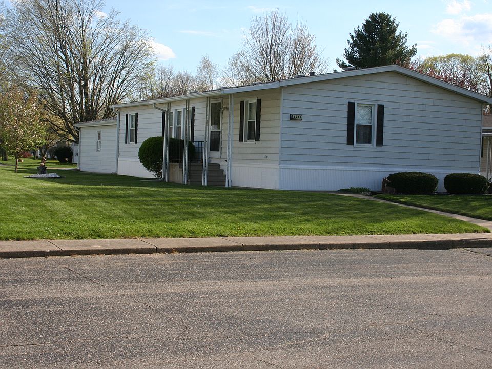 1st image of 2217 Strawberry Ln