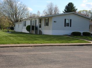 2217 Strawberry Ln, Kalamazoo, MI 49004