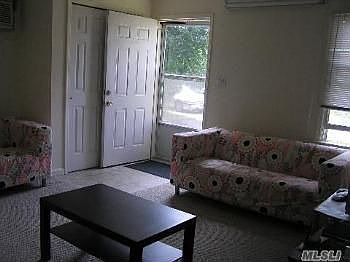 3rd image of 75 Poplar St
