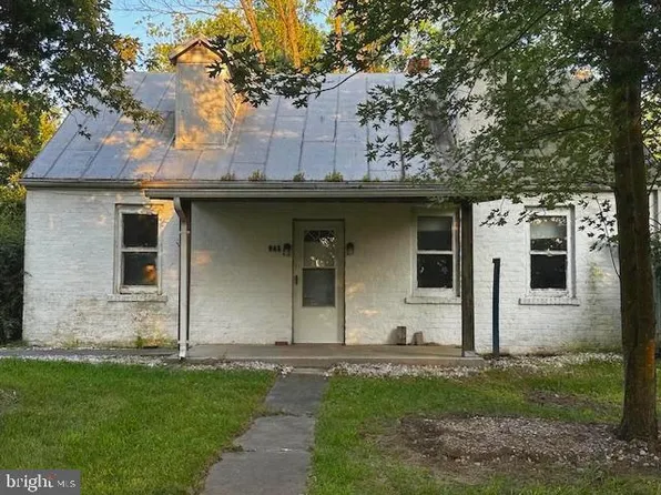 945 Hudson Hollow Rd, Stephens City, VA 22655
