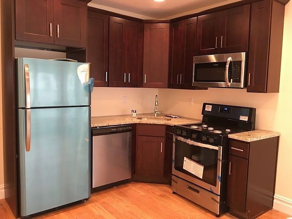 2nd image of 11937 192nd St