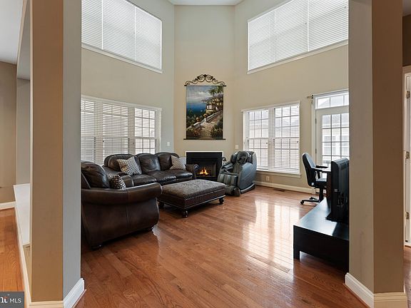 5th image of 5648 Lierman Cir