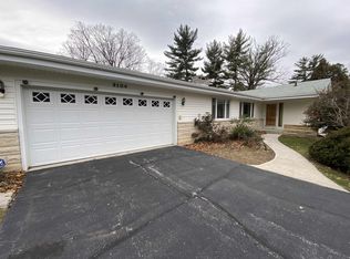 3104 Maple Ln, Fort Wayne, IN 46804