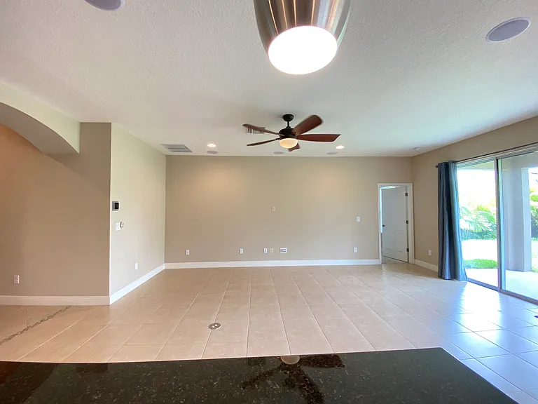 6507 Park Terrace Ln — Photo 6