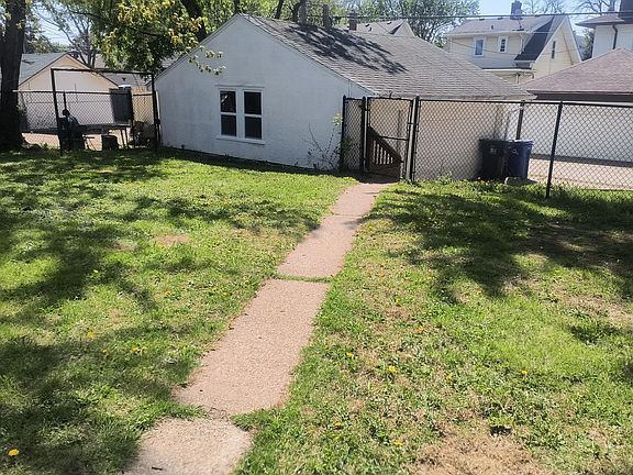 4th image of 1339 Payne Ave