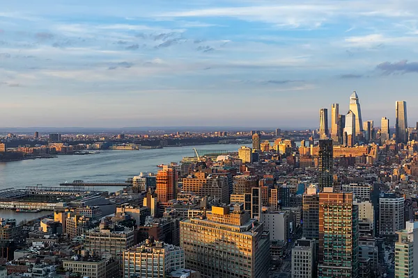 Sold by Compass | media 5