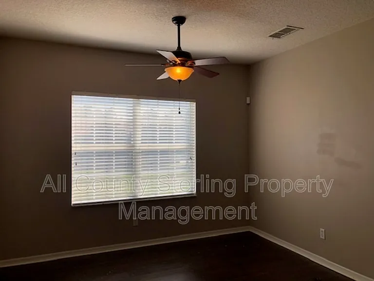 7021 Kirkland Way — Photo 8