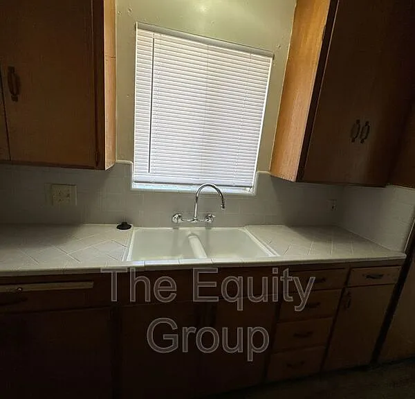 301 W Murray Ave #301 — Photo 8