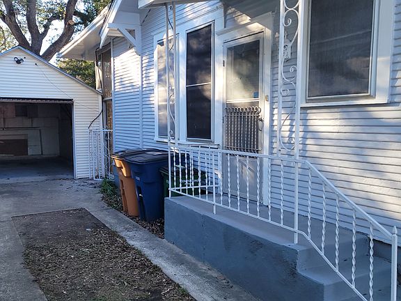 3rd image of 1196 1/2 San Bernard St