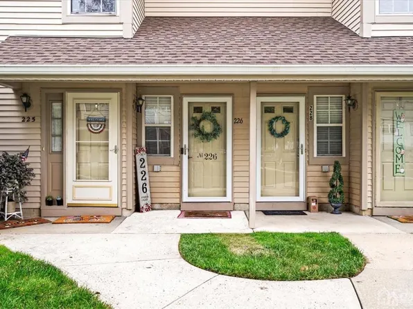 226 Andover Pl, Robbinsville, NJ 08691