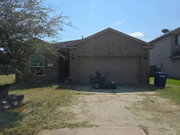 1414 Rose Meadow Blvd, Baytown, TX 77521