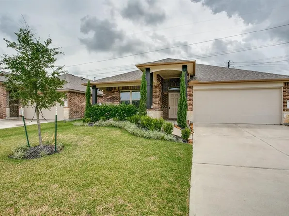 2939 Canadian Goose Ln, Baytown, TX 77521