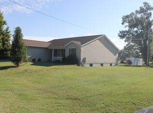 126 School St, Chaffee, MO 63740