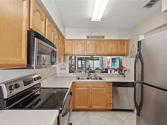 4th image of 493 Tallwood St #A-105