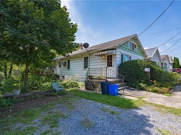 31 Stedman Ave, Lehighton, PA 18235