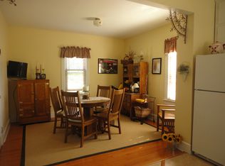 5403 Heckel Rd, Evansville, IN 47725