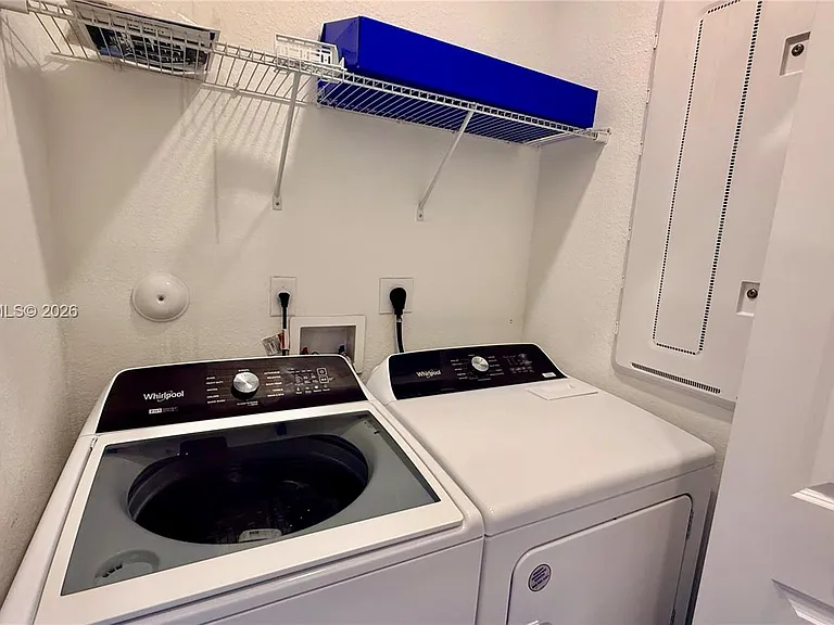 11910 SW 245th Ter #11910 — Photo 12