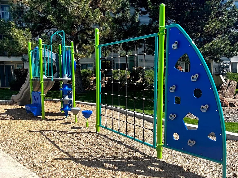 Cedar Square — Photo 9