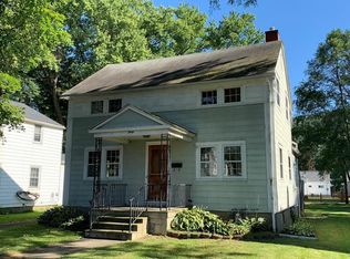 30 Pershing St, Corning, NY 14830