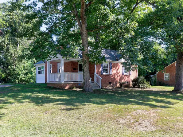 501 N King Charles Rd, Raleigh, NC 27610