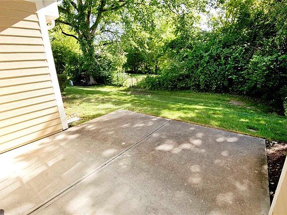 5th image of 5761 Spruce Knoll Ct