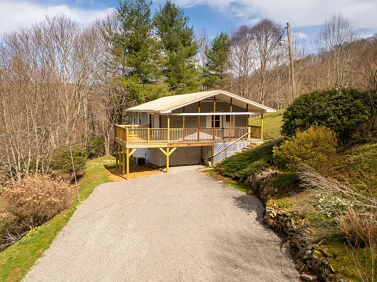 205 Houston Harmon Rd — Photo 2