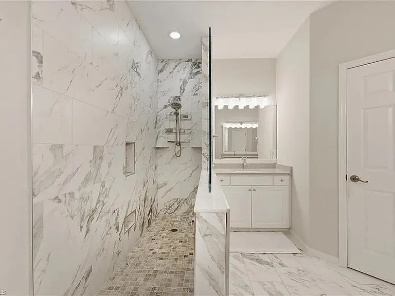 4695 Winged Foot Ct #201 — Photo 16