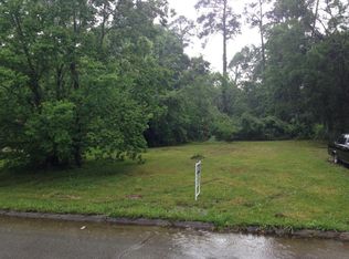 5275 Landry Ln, Beaumont, TX 77708