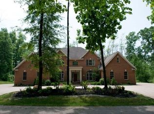 8282 Harlem Rd, Westerville, OH 43081