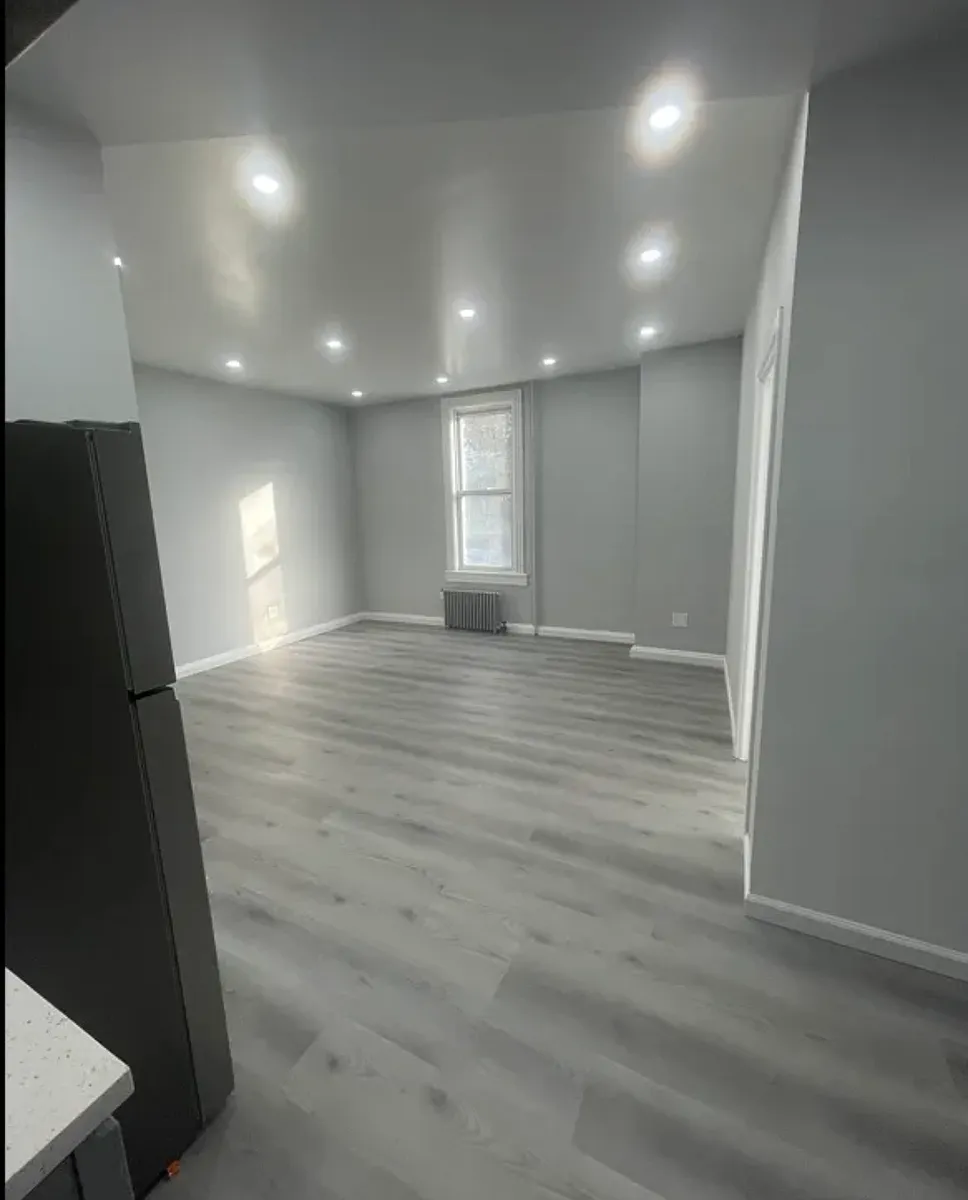 Building Photo - 255 Ridgewood Ave #2
