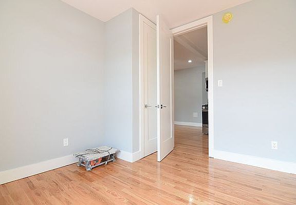 5th image of 141 W 145th St #31A