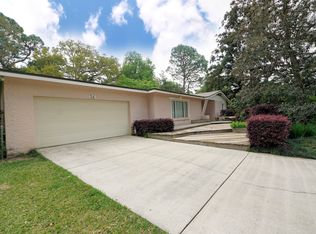 24 Bayview Dr, Shalimar, FL 32579