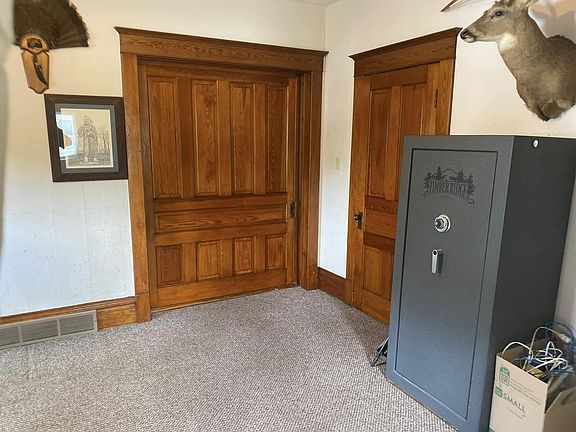 5th image of 69 Rippon Ave
