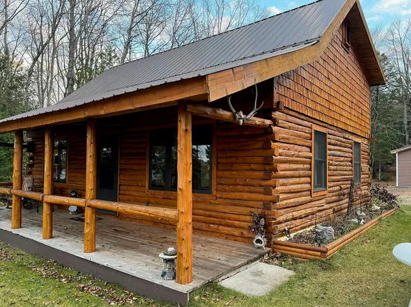 14002 E Lime Island Rd, Goetzville, MI 49736