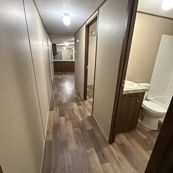 611 W Matthews St #35 — Photo 12