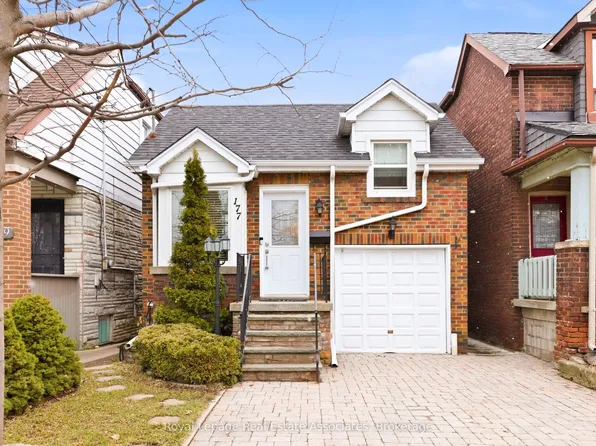 177 Chisholm Ave, Toronto, ON M4C 4V9