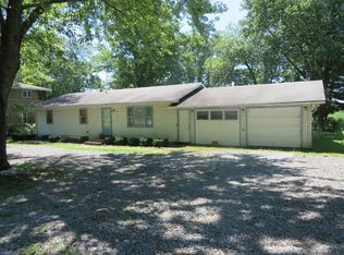 1362 N 10000e Rd, Momence, IL 60954