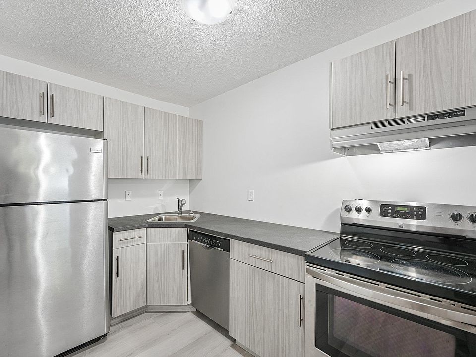 1st image of 7915 112th Ave NW #101