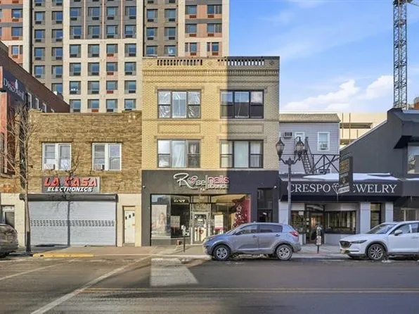 5113 Bergenline Avenue image 1 of 19