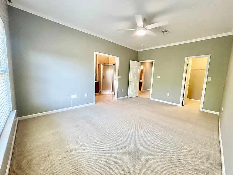 126 Lincoln St — Photo 22