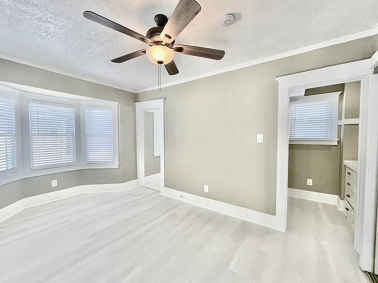 672 Junipero Ave #672 — Photo 5